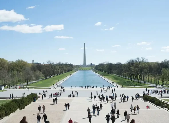 Washington Monument.